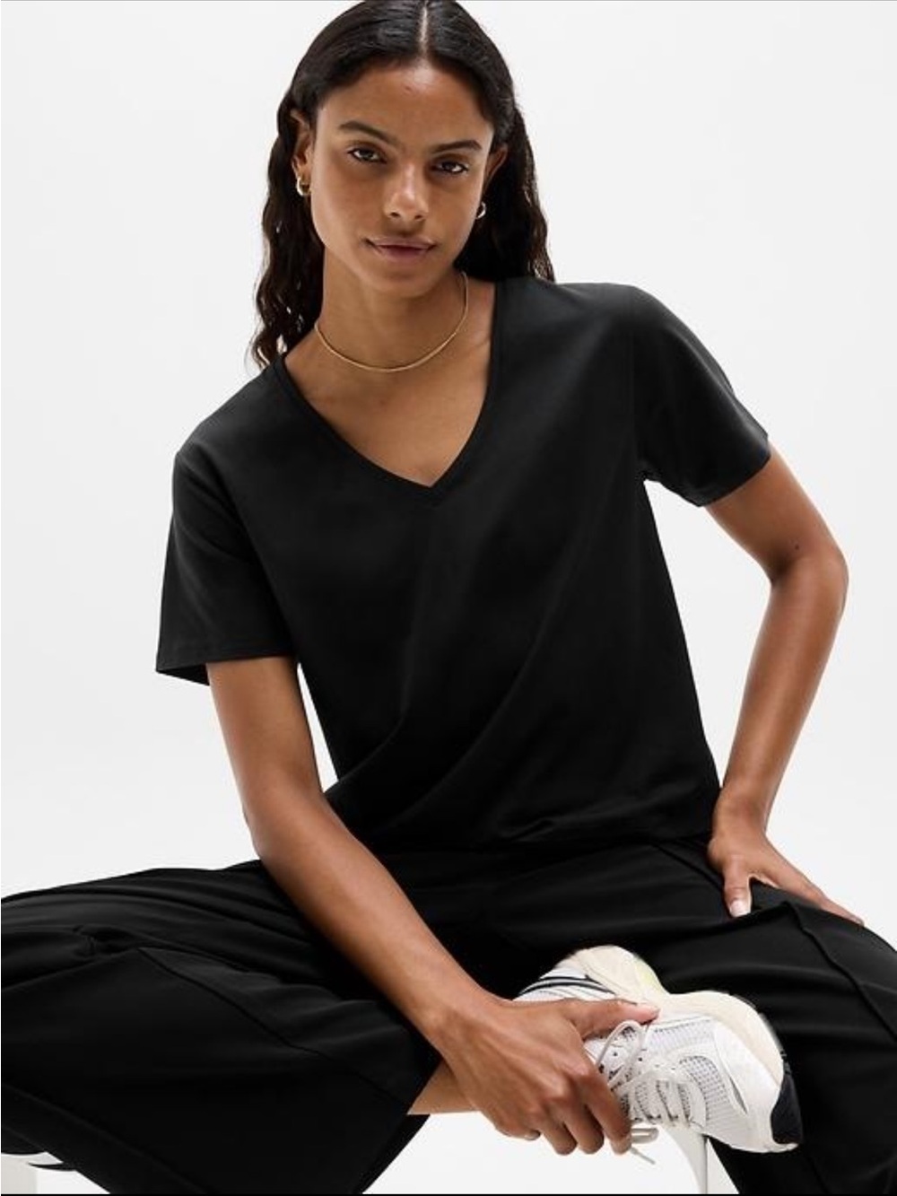 Athleta Essential V-Neck High-hip Tee – Black – Size Small